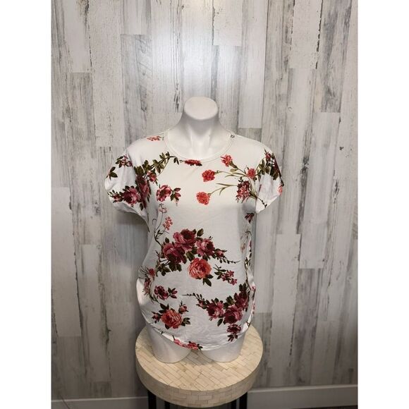 Floral top - Picture 1 of 6